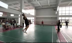 曼联官方：老特拉福德改建方案可行性验证通过，将在夏天前决定最终方案